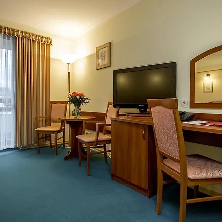 Otel Wersal