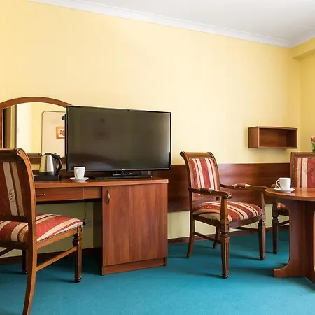 Otel Wersal